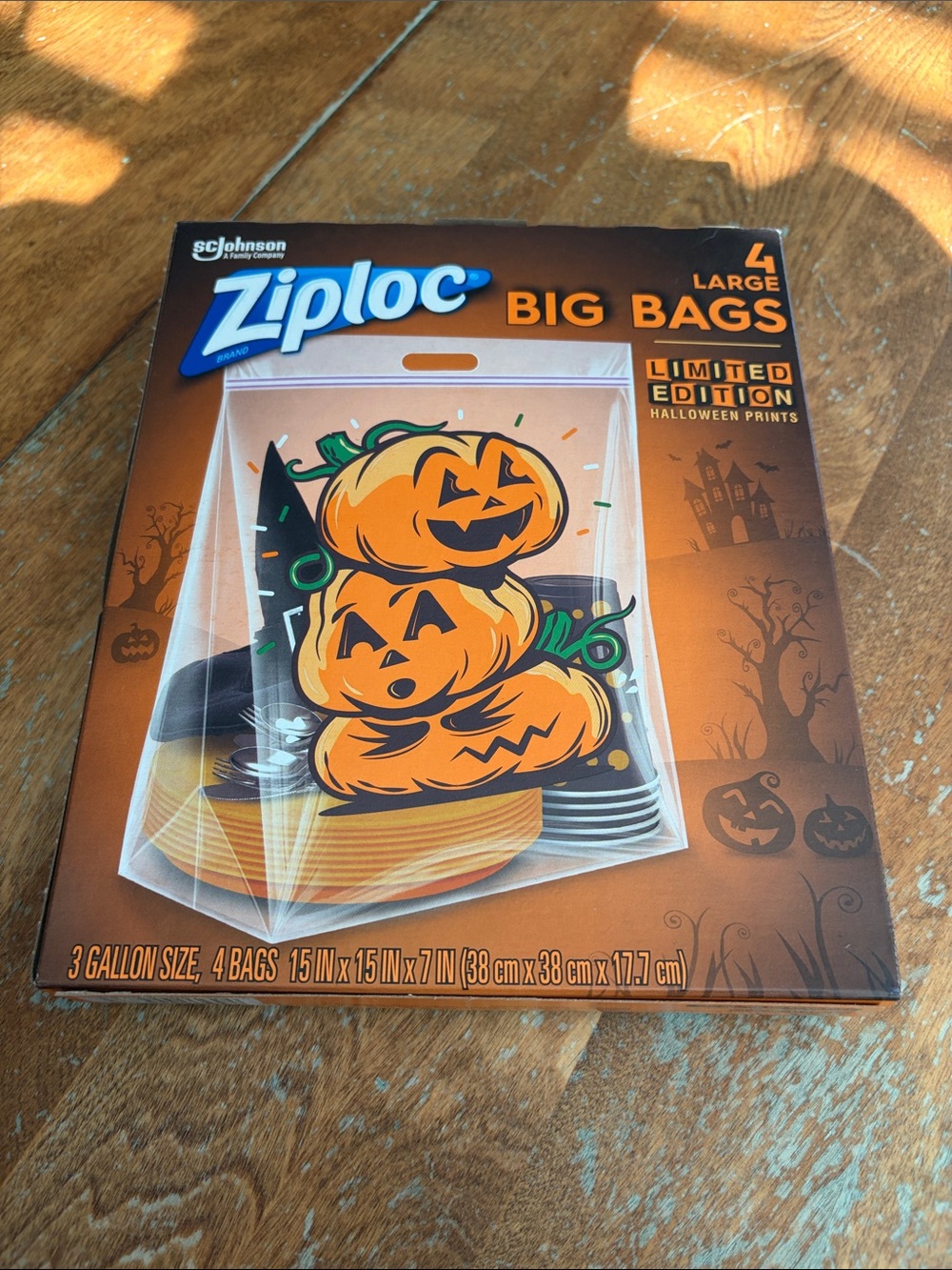 Ziploc 4 large bags limited edition Halloween print 3 gallon size NEW 2019